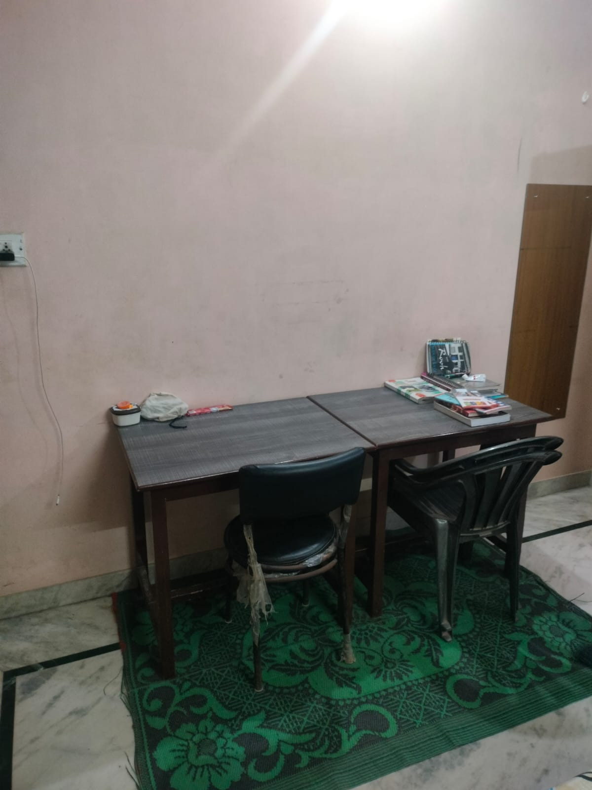 ROOMS For Girls in Malviya Nagar Jaipur | Rahavaas Dekho