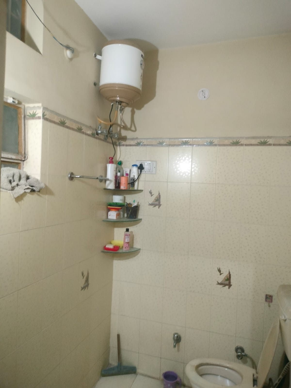 ROOMS For Girls in Malviya Nagar Jaipur | Rahavaas Dekho
