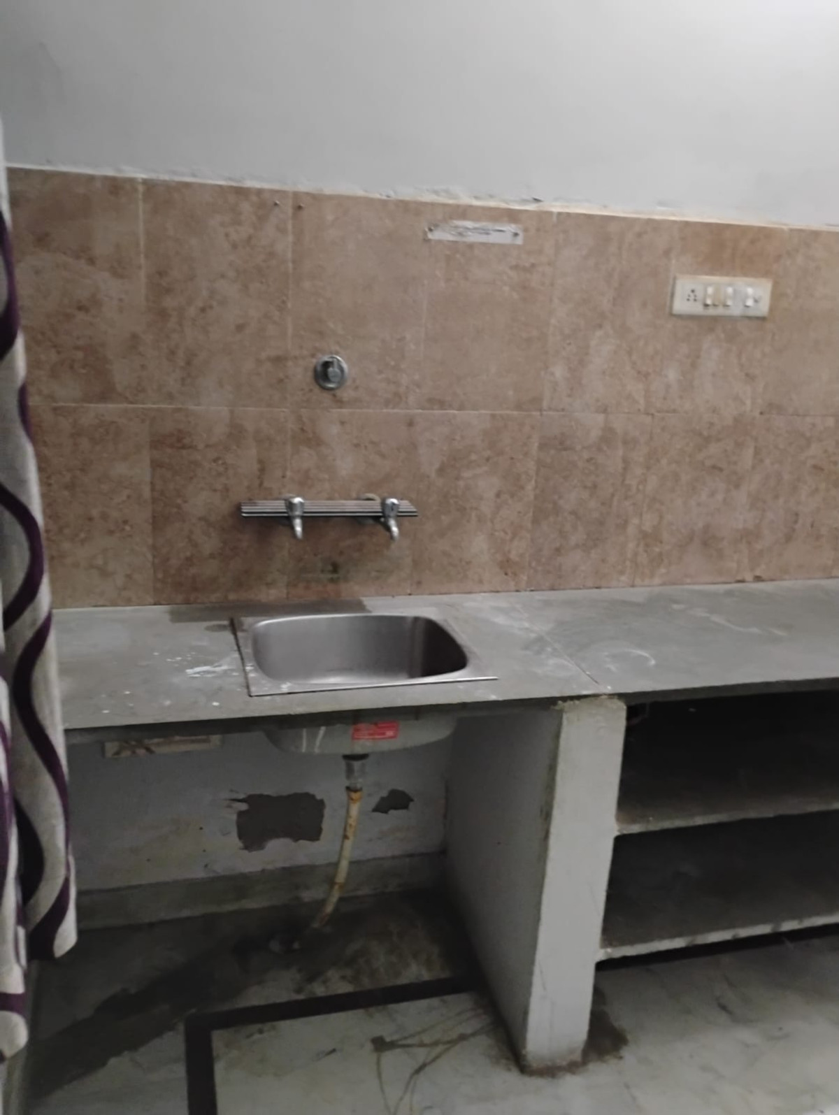 ROOMS For Girls & Family in Durgapura Jaipur | Rahavaas Dekho