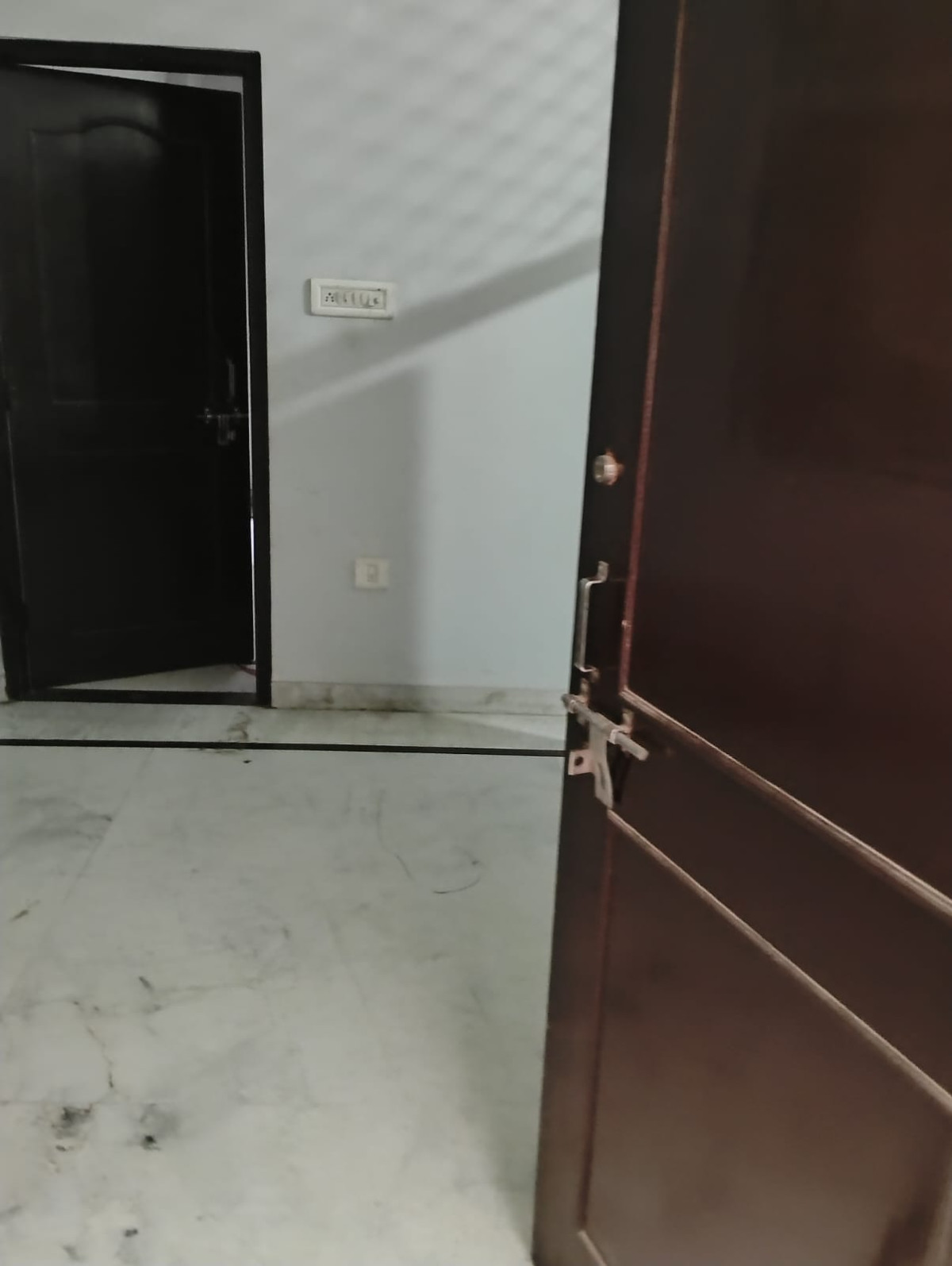 ROOMS For Girls & Family in Durgapura Jaipur | Rahavaas Dekho