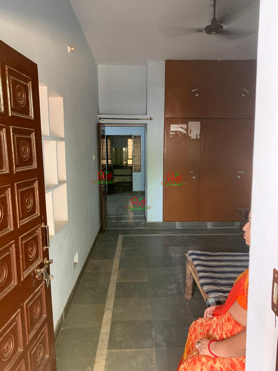 ROOMS  in Mansarovar Jaipur | Rahavaas Dekho