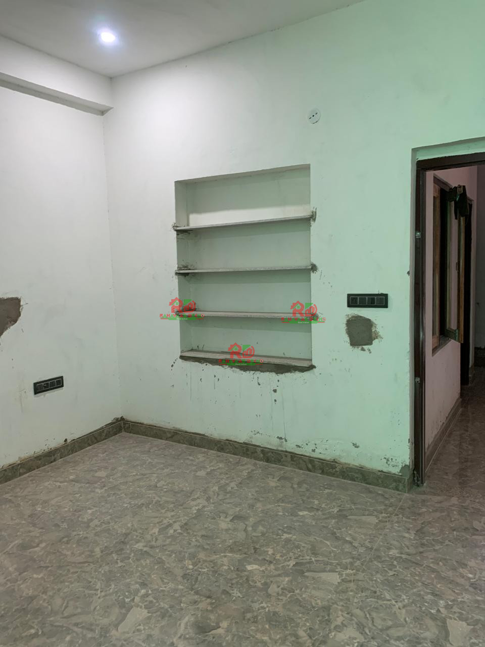 ROOMS  in Malviya Nagar Jaipur | Rahavaas Dekho